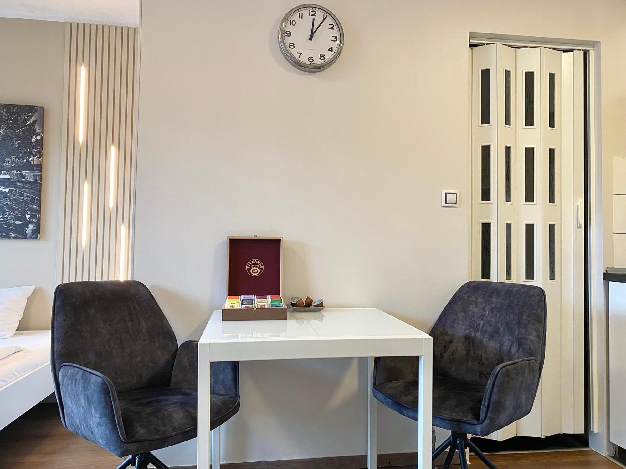 Top Floor Studio With Terrace Praga Esterno foto